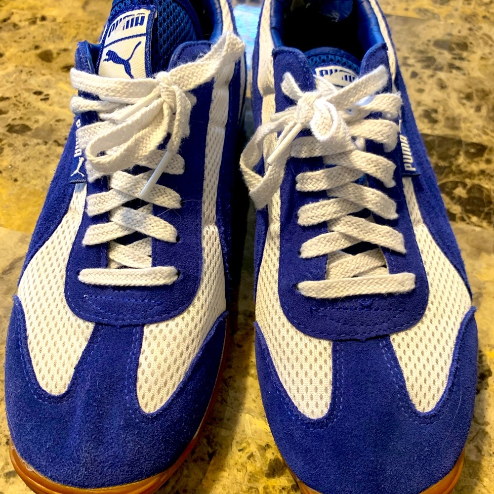 Vintage Puma tennis shoes. Size 9.5 men.